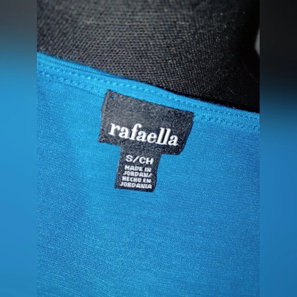 A Raffaella Blue Layered Ruffle Tank Top - Picture 4 of 5